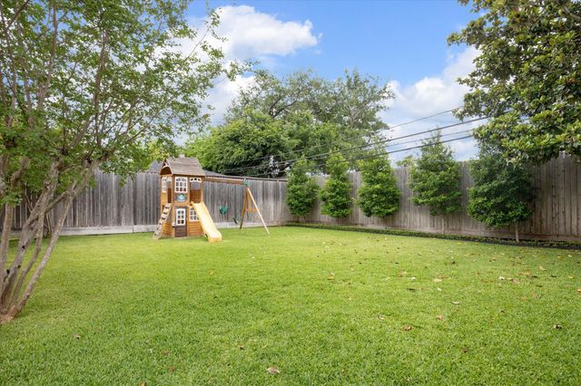 7603 Windswept Lane, Houston, TX 77063