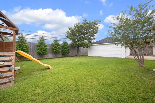 7603 Windswept Lane, Houston, TX 77063