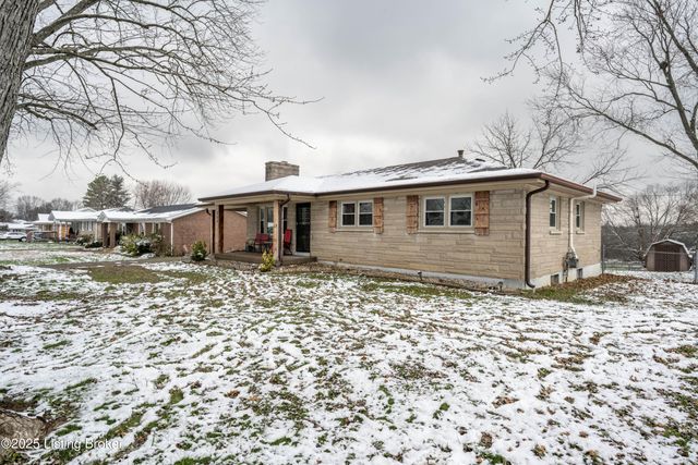448 Riverview Ln, Shepherdsville, KY 40165