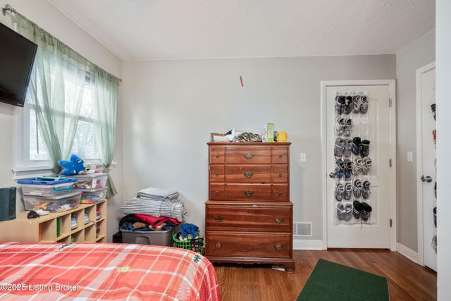 448 Riverview Ln, Shepherdsville, KY 40165