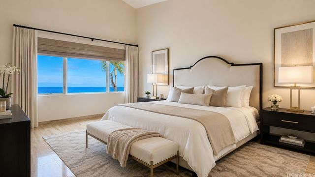 738 Kaulana Place, Honolulu, HI 96821