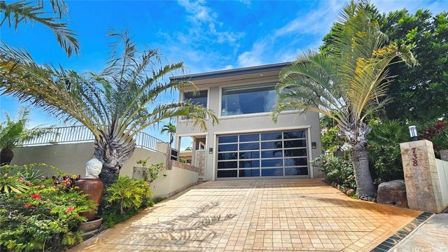 738 Kaulana Place, Honolulu, HI 96821
