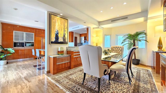 738 Kaulana Place, Honolulu, HI 96821