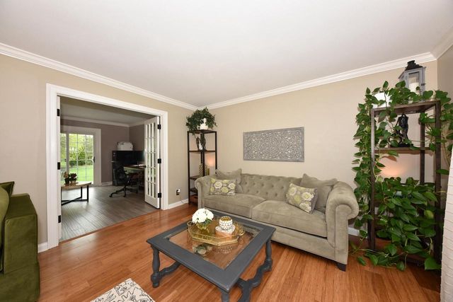 17470 St James ROAD, Brookfield, WI 53045