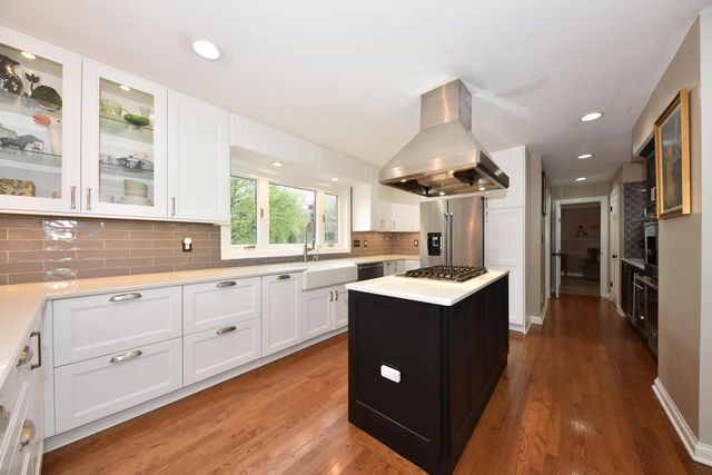 17470 St James ROAD, Brookfield, WI 53045