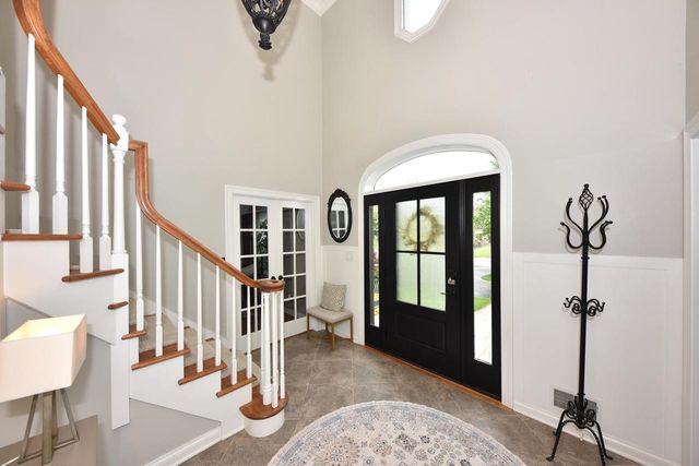17470 St James ROAD, Brookfield, WI 53045