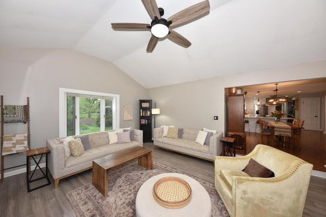 17470 St James ROAD, Brookfield, WI 53045