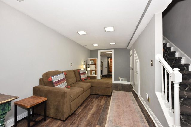 17470 St James ROAD, Brookfield, WI 53045