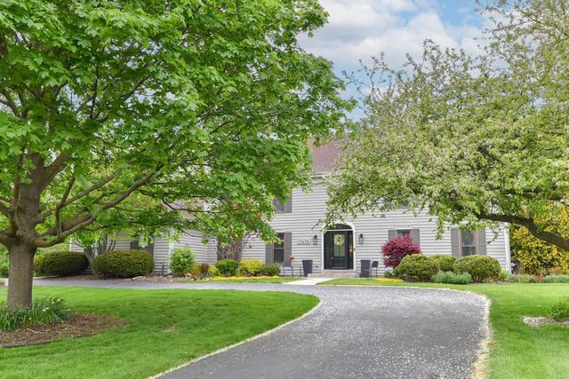 17470 St James ROAD, Brookfield, WI 53045