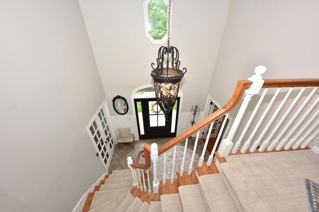 17470 St James ROAD, Brookfield, WI 53045