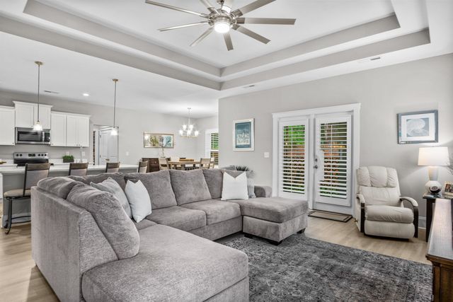 3251 Hermitage Dr., Little River, SC 29566
