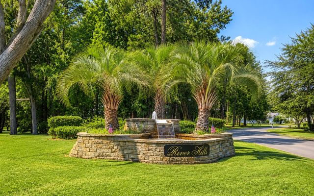 3251 Hermitage Dr., Little River, SC 29566