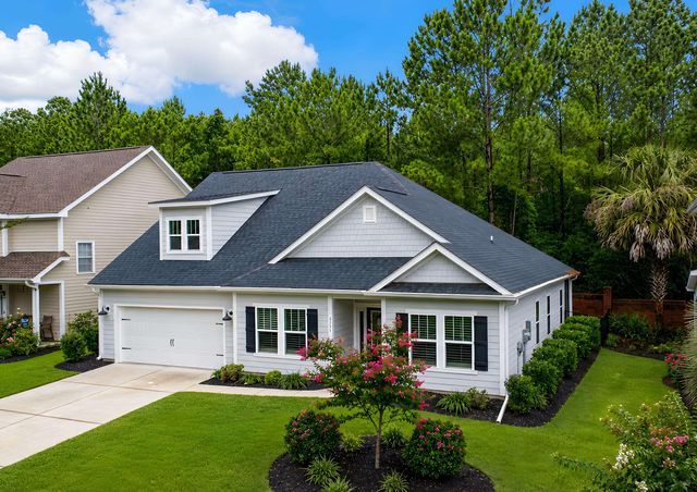 3251 Hermitage Dr., Little River, SC 29566