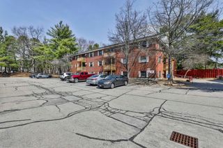 12 E Side Dr Apt 214, Concord, NH 03301