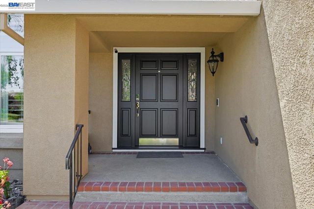 604 Sycamore Ct, Livermore, CA 94551