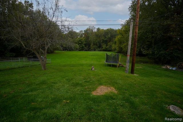 25991 E Huron River Drive, Flat Rock, MI 48134