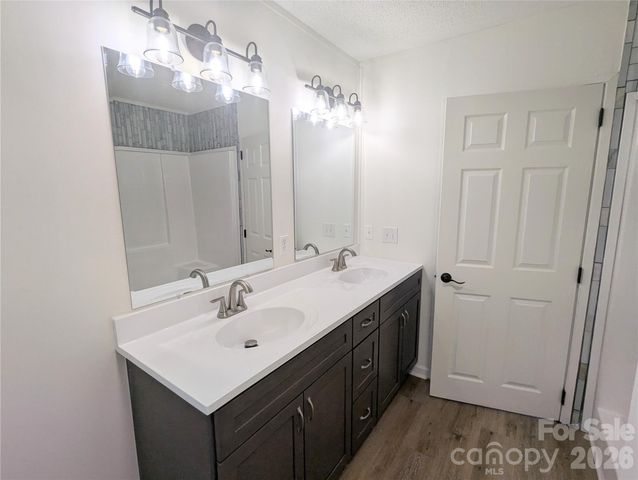 2032 Rocky Creek Lane, Dallas, NC 28034
