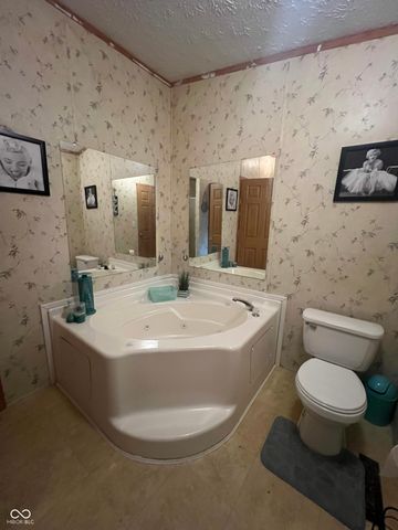 4214 S Haffner Drive, Jamestown, IN 46147