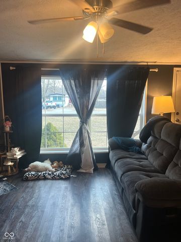 4214 S Haffner Drive, Jamestown, IN 46147