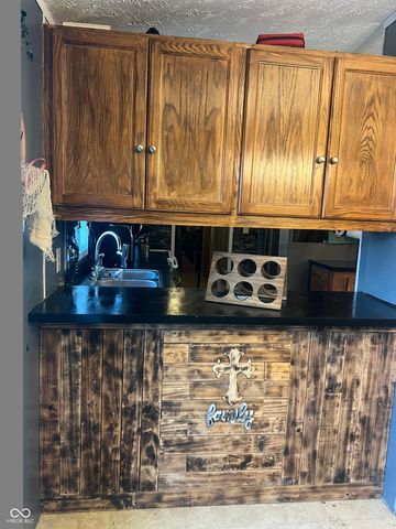 4214 S Haffner Drive, Jamestown, IN 46147