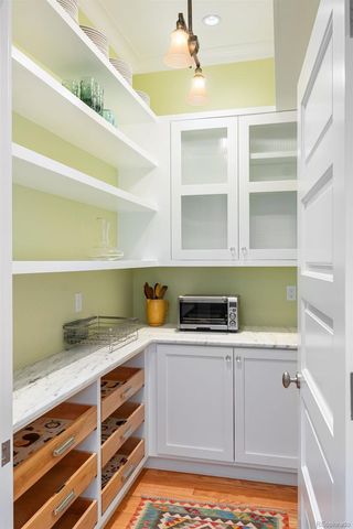 551 S High Street, Denver, CO 80209