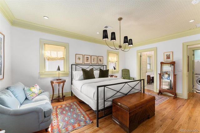 551 S High Street, Denver, CO 80209