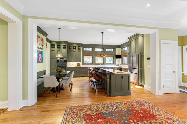 551 S High Street, Denver, CO 80209