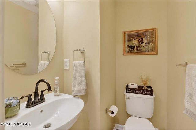 203 Chickadee Court 1000, Freehold, NJ 07728