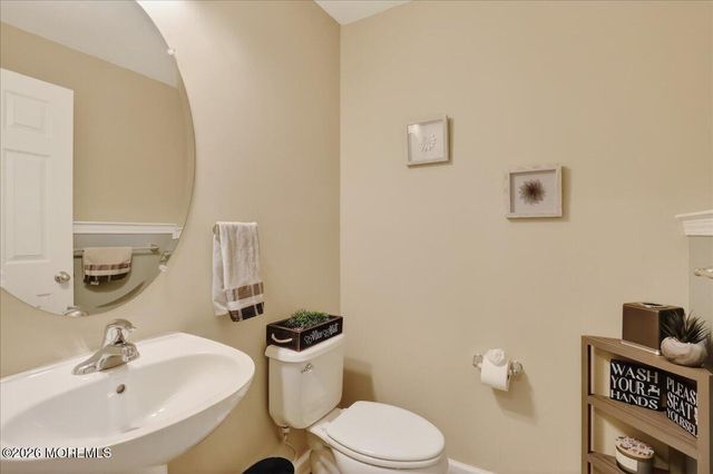 203 Chickadee Court 1000, Freehold, NJ 07728