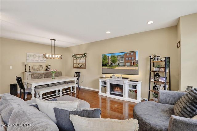 203 Chickadee Court 1000, Freehold, NJ 07728