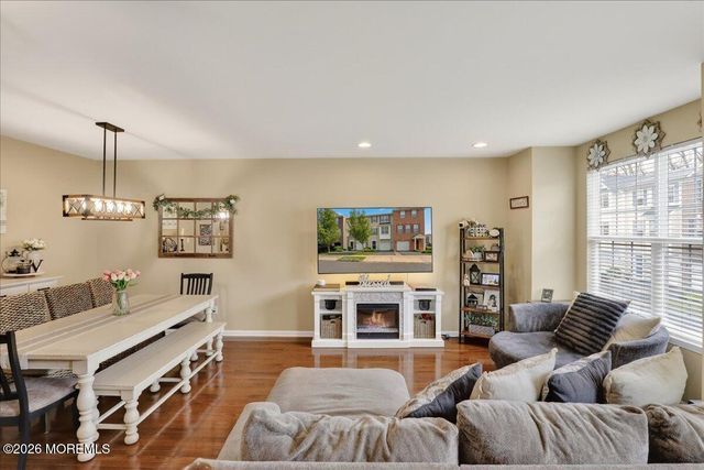 203 Chickadee Court 1000, Freehold, NJ 07728