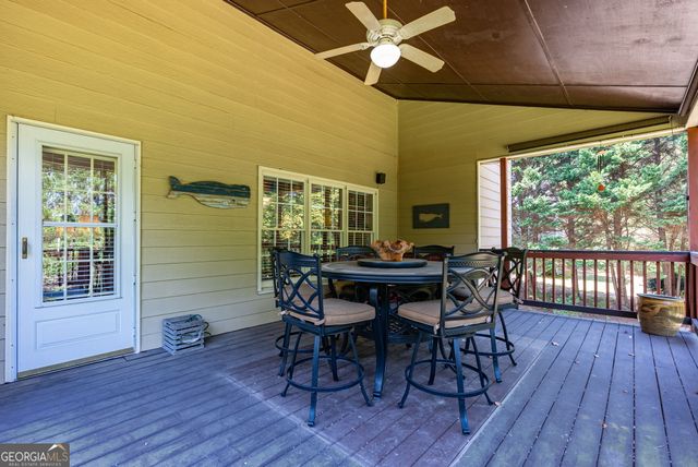 2768 Clearwater Springs Drive, Buford, GA 30519