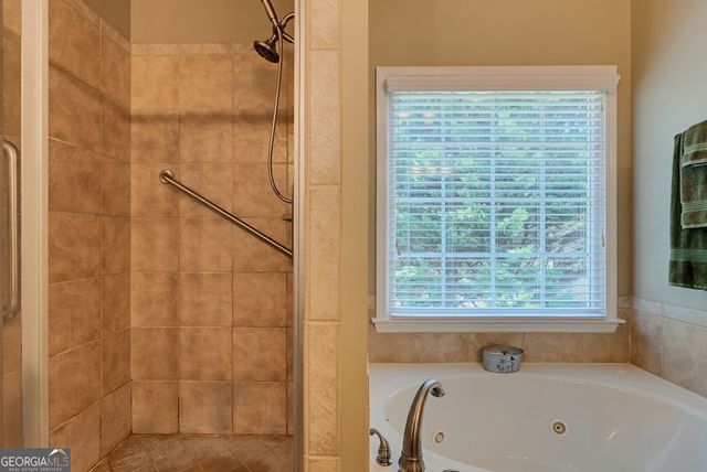 2768 Clearwater Springs Drive, Buford, GA 30519
