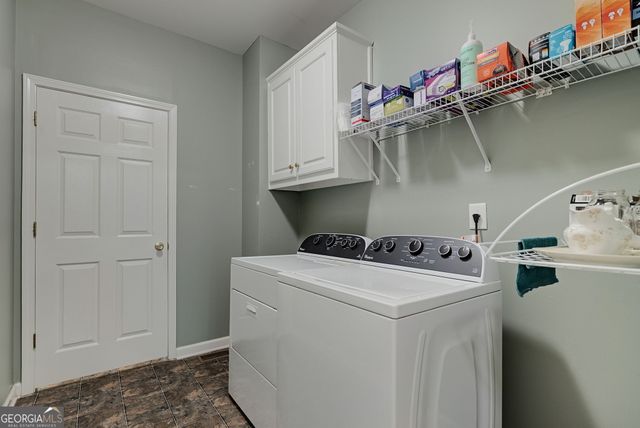 2768 Clearwater Springs Drive, Buford, GA 30519