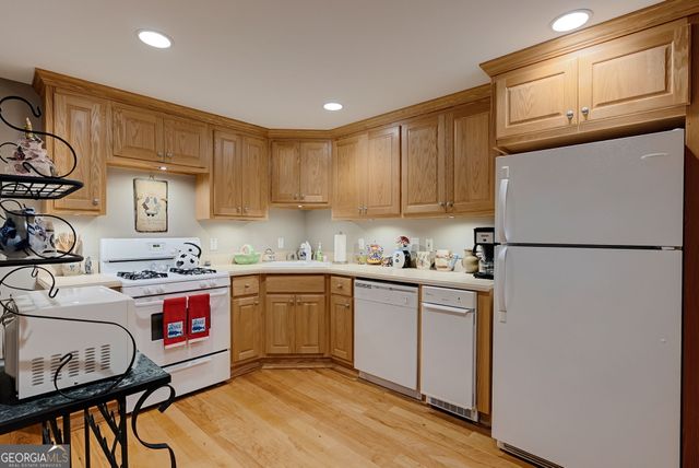 2768 Clearwater Springs Drive, Buford, GA 30519