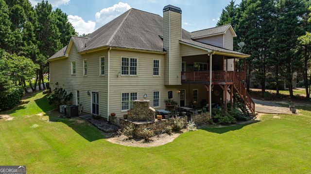 2768 Clearwater Springs Drive, Buford, GA 30519