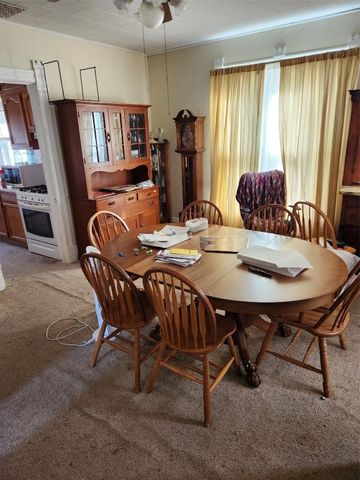 560 9th Avenue, Marion, IA 52302