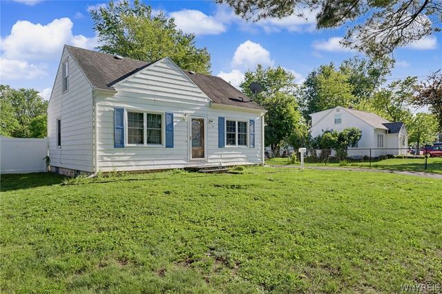 109 Summit Avenue, West Seneca, NY 14224
