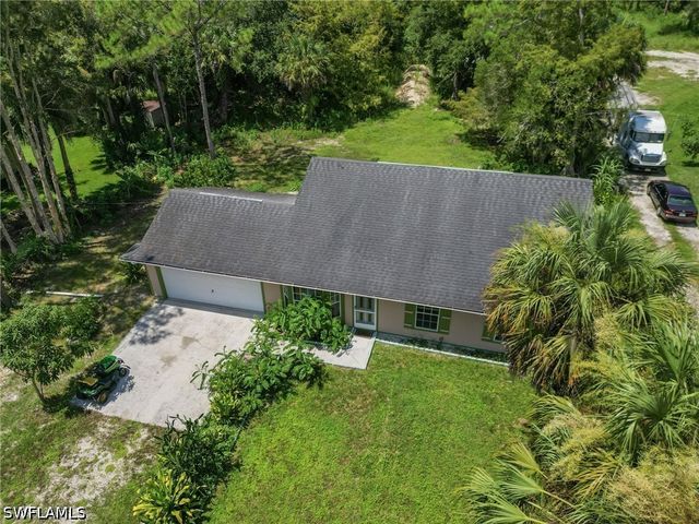2961 6th ST NW, Naples, FL 34120