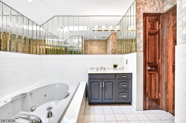 675 Raritan Rd 19, Clark Twp., NJ 07066