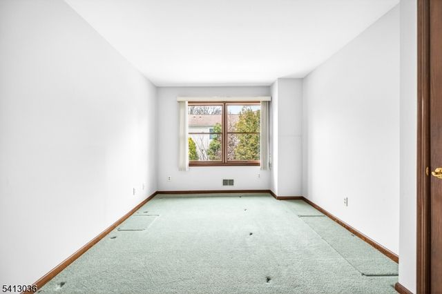 675 Raritan Rd 19, Clark Twp., NJ 07066