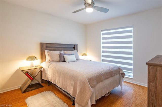 815 Gulf Pavilion DR # 203, Naples, FL 34108