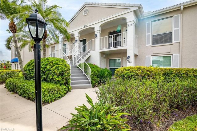 815 Gulf Pavilion DR # 203, Naples, FL 34108