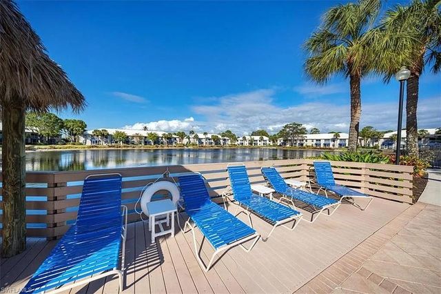 815 Gulf Pavilion DR # 203, Naples, FL 34108