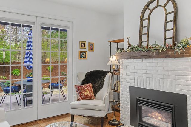 630 Hinesburg Rd Apt 17, South Burlington, VT 05403