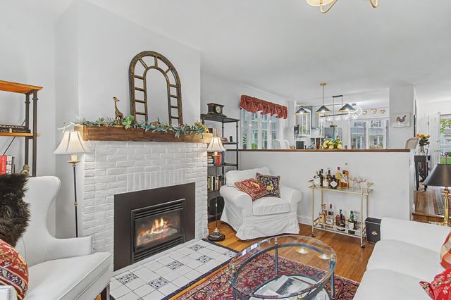 630 Hinesburg Rd Apt 17, South Burlington, VT 05403