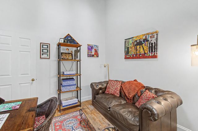 630 Hinesburg Rd Apt 17, South Burlington, VT 05403