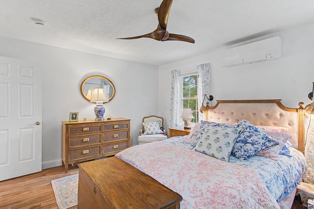 630 Hinesburg Rd Apt 17, South Burlington, VT 05403