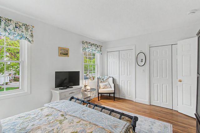 630 Hinesburg Rd Apt 17, South Burlington, VT 05403