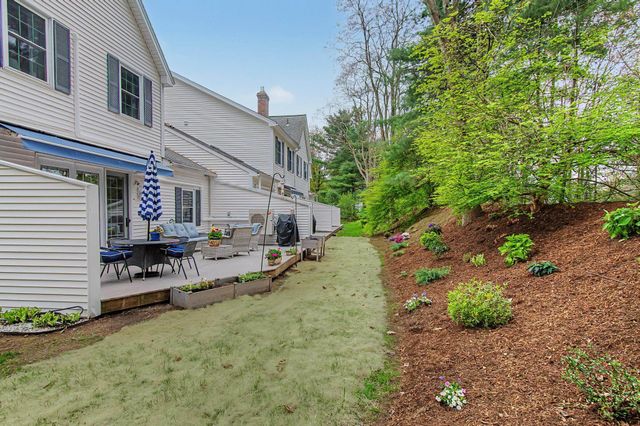 630 Hinesburg Rd Apt 17, South Burlington, VT 05403